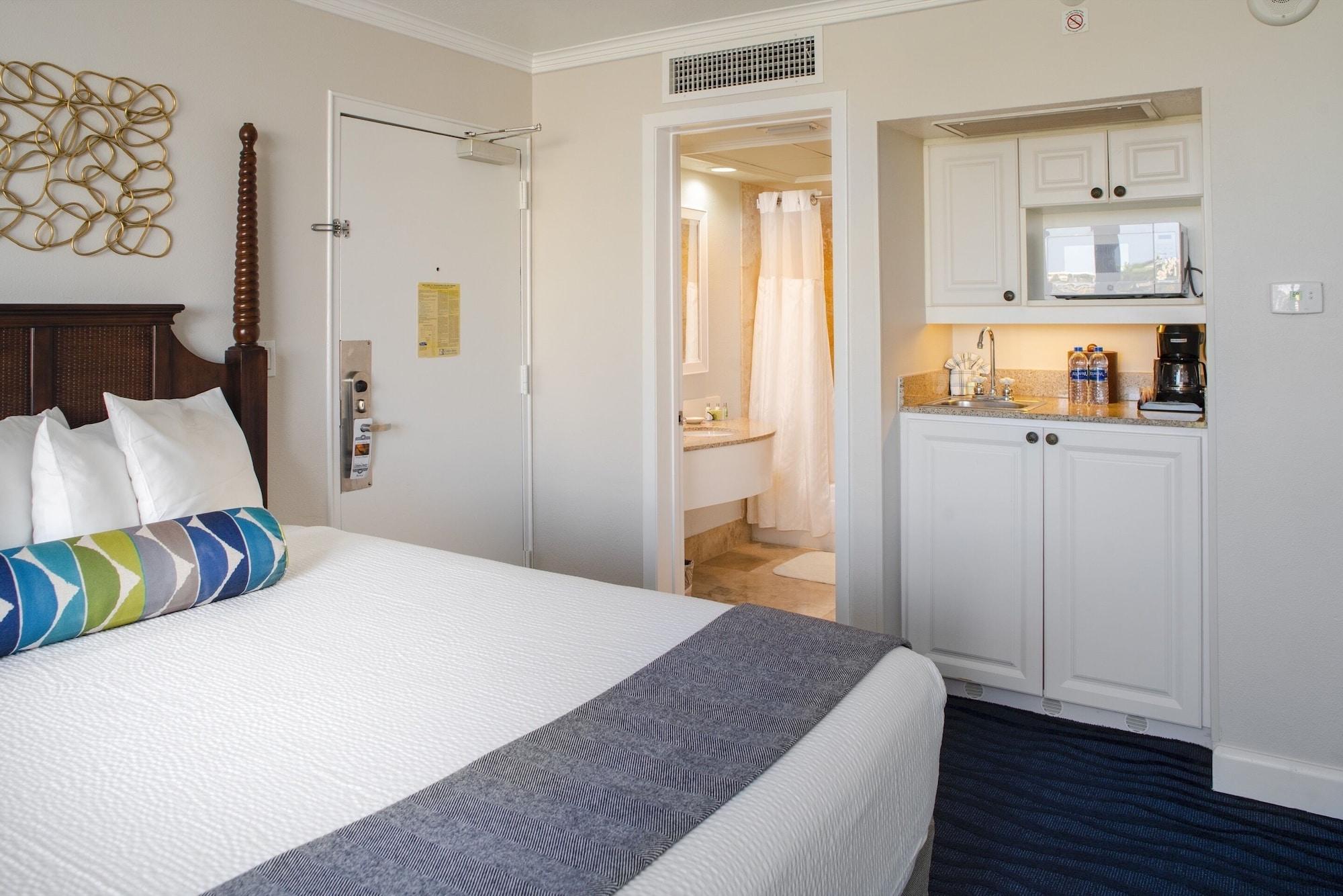 Island Grand At Tradewinds Hotel Сейнт Пийт Бийч Екстериор снимка