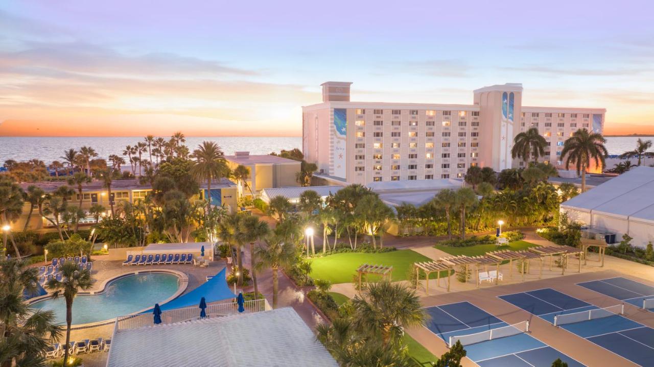 Island Grand At Tradewinds Hotel Сейнт Пийт Бийч Екстериор снимка